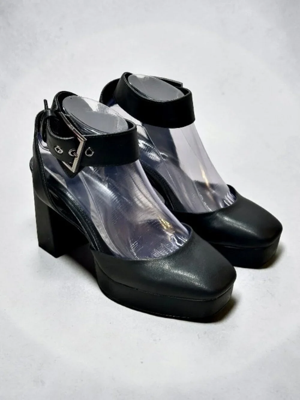 DKNY Briella Black Platform Block Heel Ankle Strap Pumps Womens Size 8 Mary Jane